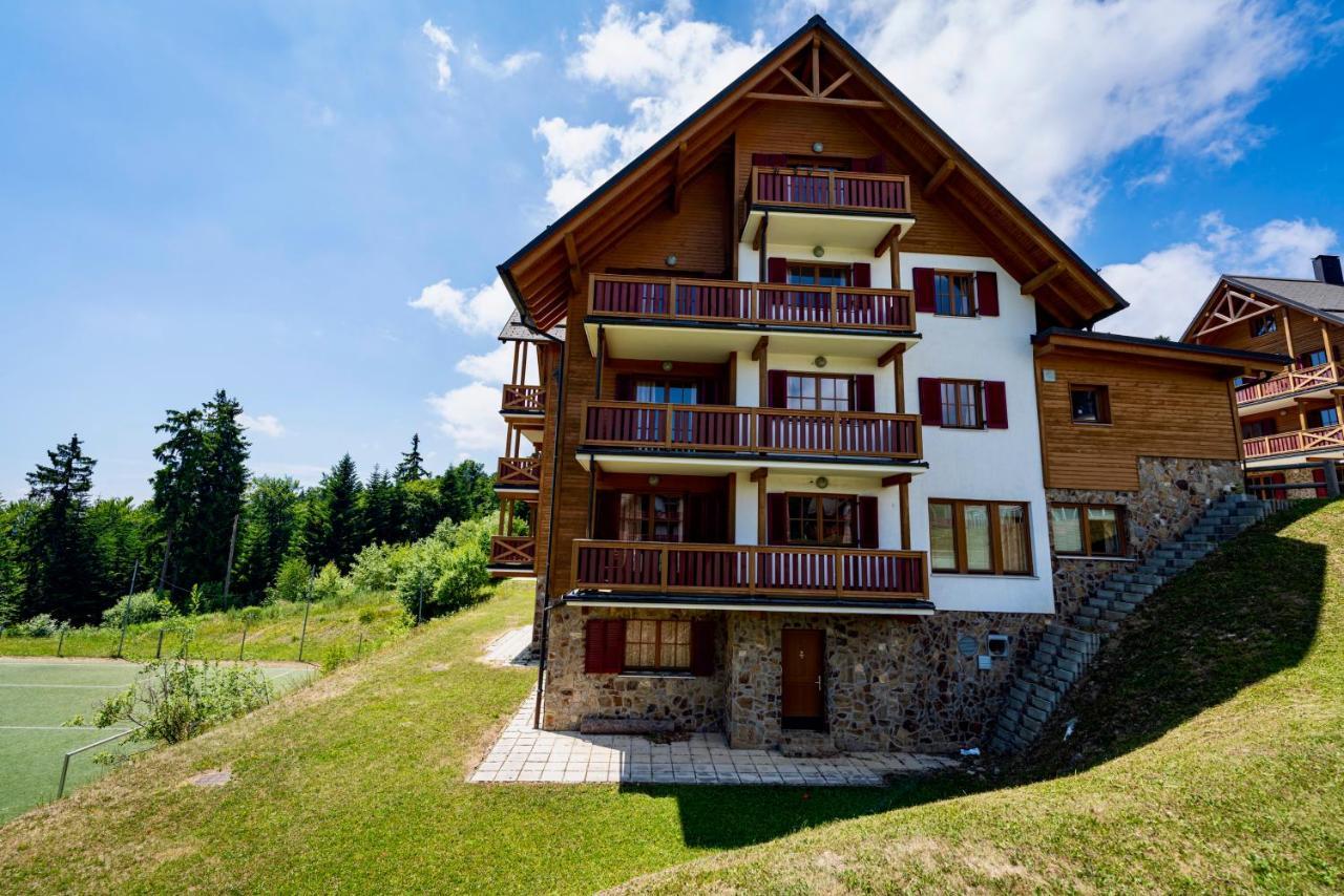 Pohorje Village Wellbeing Resort - Forest Apartments Videc Hočko Pohorje Buitenkant foto